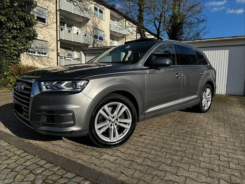 Gebraucht Audi Q7 S-Line 211 PS (155 kW) 2017 Grau SUV