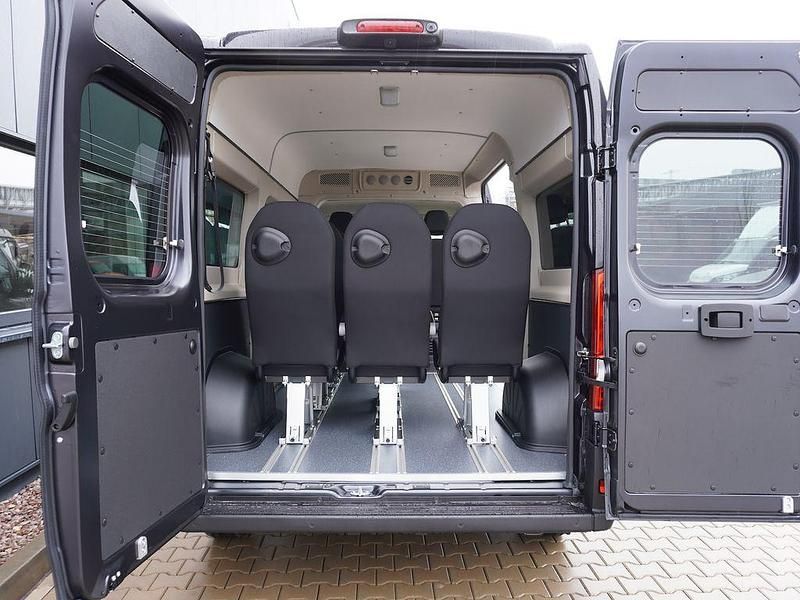 Neu Fiat Ducato 179 PS (131 kW) 2025 Schwarz Van