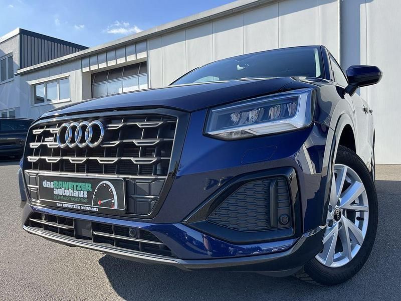Gebraucht Audi Q2 Advanced Plus 150 PS (110 kW) 2023 Navarrablau SUV
