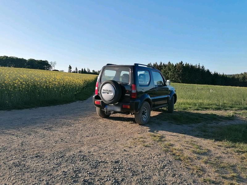 Gebraucht Suzuki Jimny 86 PS (63 kW) 2007 Schwarz SUV