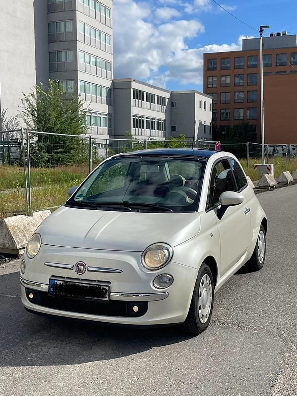 Weiß Gebraucht 2009 Fiat 500 Kleinwagen | 2.750 € (Guter Preis) - Bild 1/4