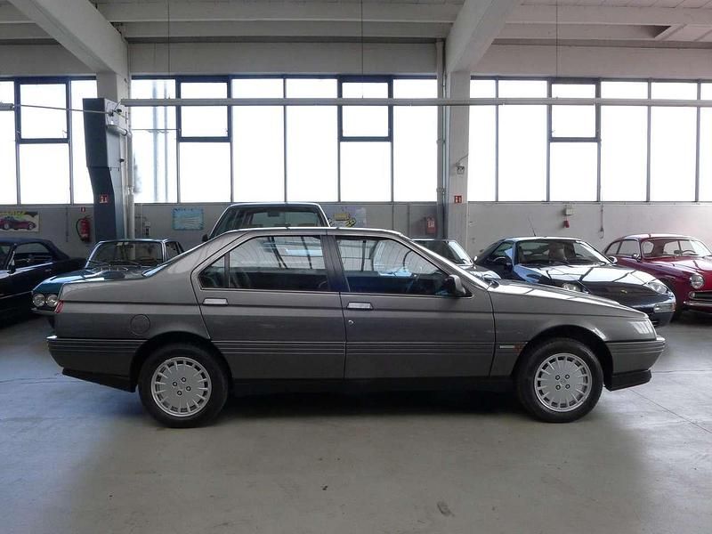Gebraucht Alfa Romeo 164 143 PS (105 kW) 1991 Grigio medio Limousine