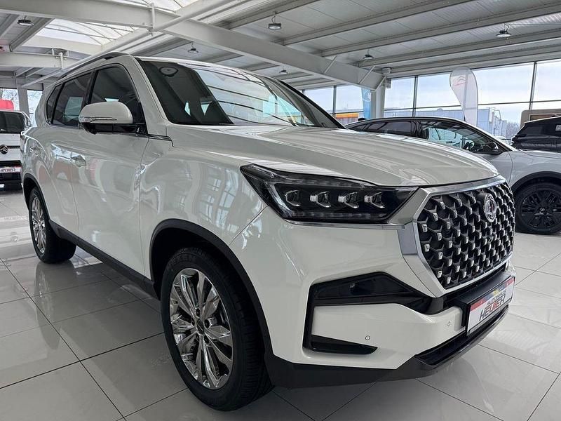 Neu Ssangyong (KGM) Rexton 201 PS (147 kW) 2025 Grand white SUV