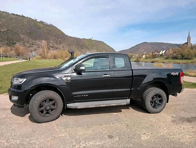 Usata Ford Ranger 200 CV (147 kW) 2017 Nero Pick-up