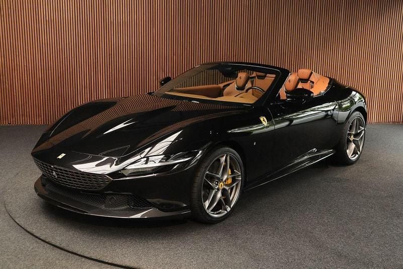 Neu Ferrari Roma 620 PS (456 kW) 2025 Schwarz Cabrio