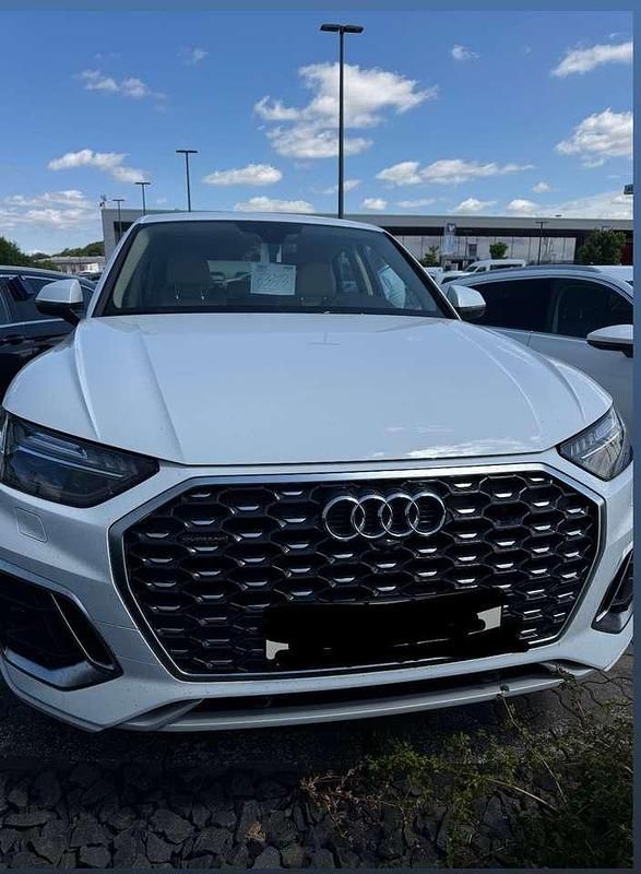 Weiß Gebraucht 2022 Audi Q5 Sportback S-Line SUV | 38.500 € (Guter Preis) - Bild 1/4