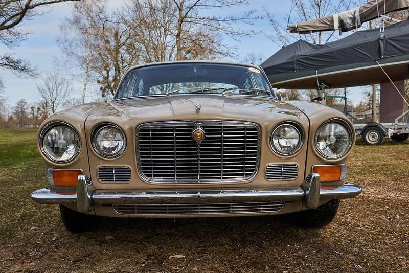 Gebraucht Jaguar XJ6 186 PS (136 kW) 1971 Honey beige Limousine
