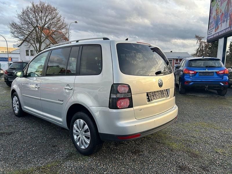 Gebraucht VW Touran Freestyle 140 PS (102 kW) 2009 Silber Van / Kleinbus