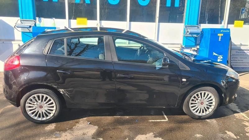 Gebraucht Fiat Bravo 90 PS (66 kW) 2009 Schwarz Kleinwagen