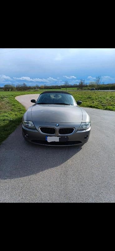 Gebraucht BMW Z4 230 PS (169 kW) 2003 Grau Cabrio