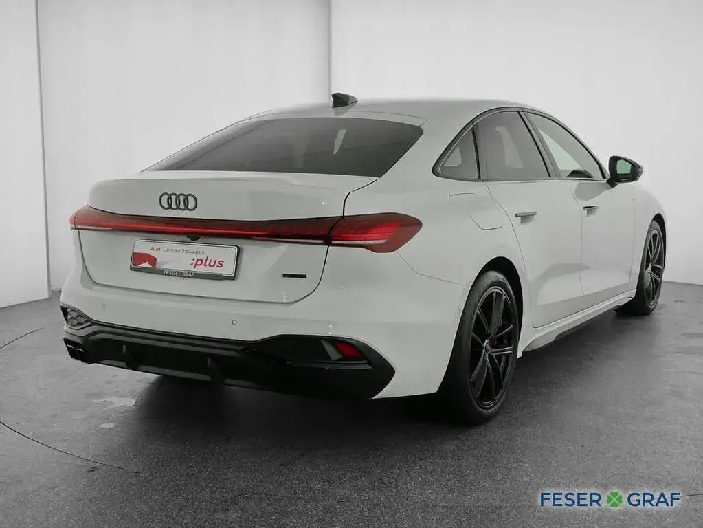 Gebraucht Audi A5 Ambiente 204 PS (150 kW) 2025 Gletscherweiß metallic Limousine