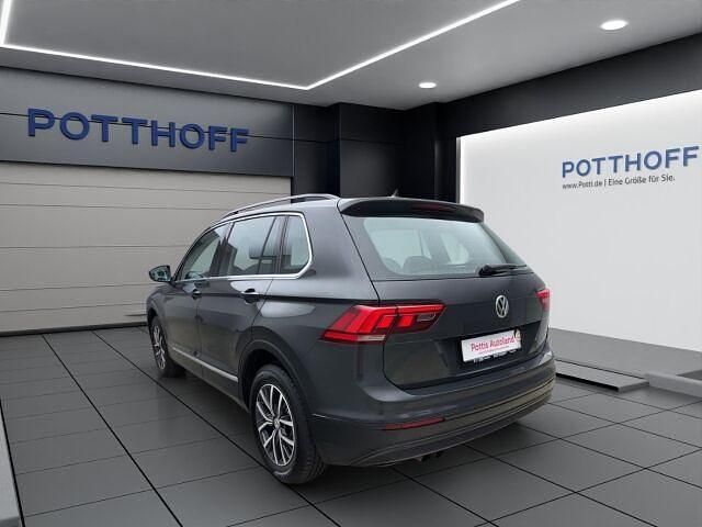 Gebraucht VW Tiguan Comfortline 190 PS (139 kW) 2020 Grau SUV