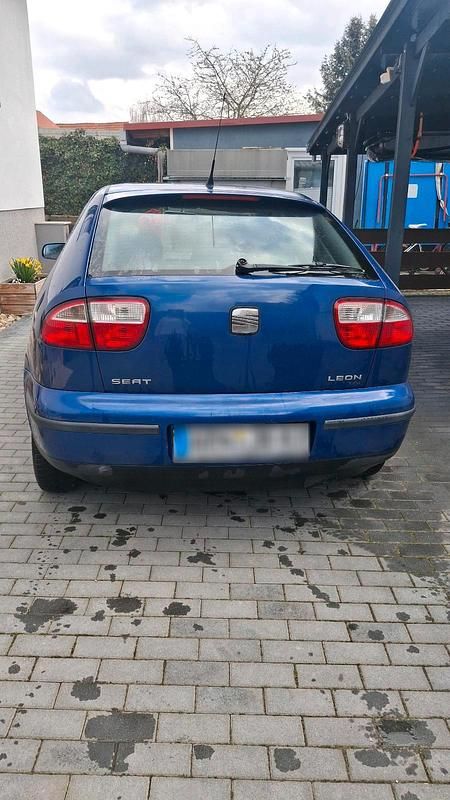 Gebraucht Seat Leon 90 PS (66 kW) 2000 Blau Kleinwagen