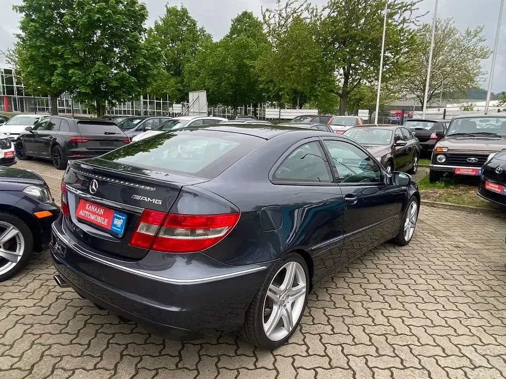 Gebraucht Mercedes CLC200 Sport 184 PS (135 kW) 2009 Blau Kleinwagen