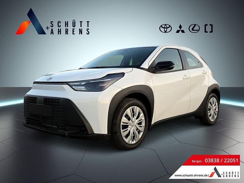Neu Toyota Aygo X PURE 117 PS (86 kW) 2025 Weiß SUV