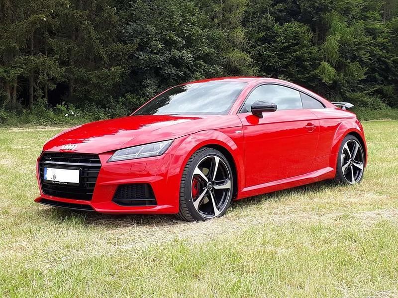 Gebraucht Audi TT Competition 230 PS (169 kW) 2017 Rot Coupé
