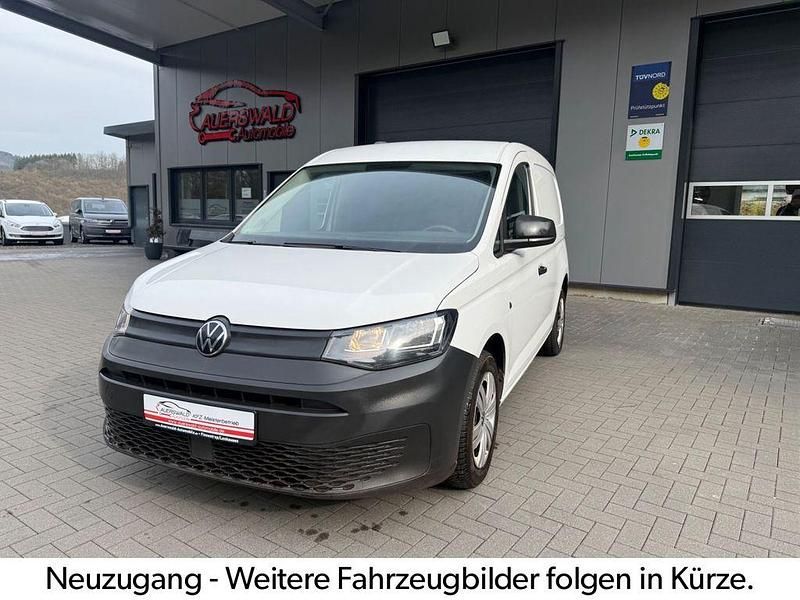Gebraucht VW Caddy 102 PS (75 kW) 2022 Weiß Van / Kleinbus