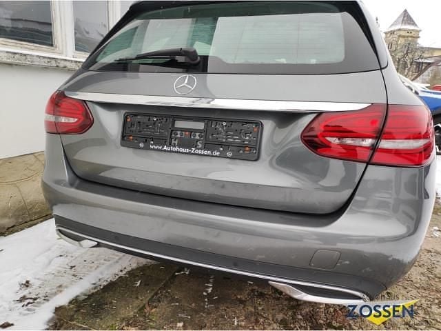 Gebraucht Mercedes C180 Avantgarde 156 PS (114 kW) 2018 Grau Kombi