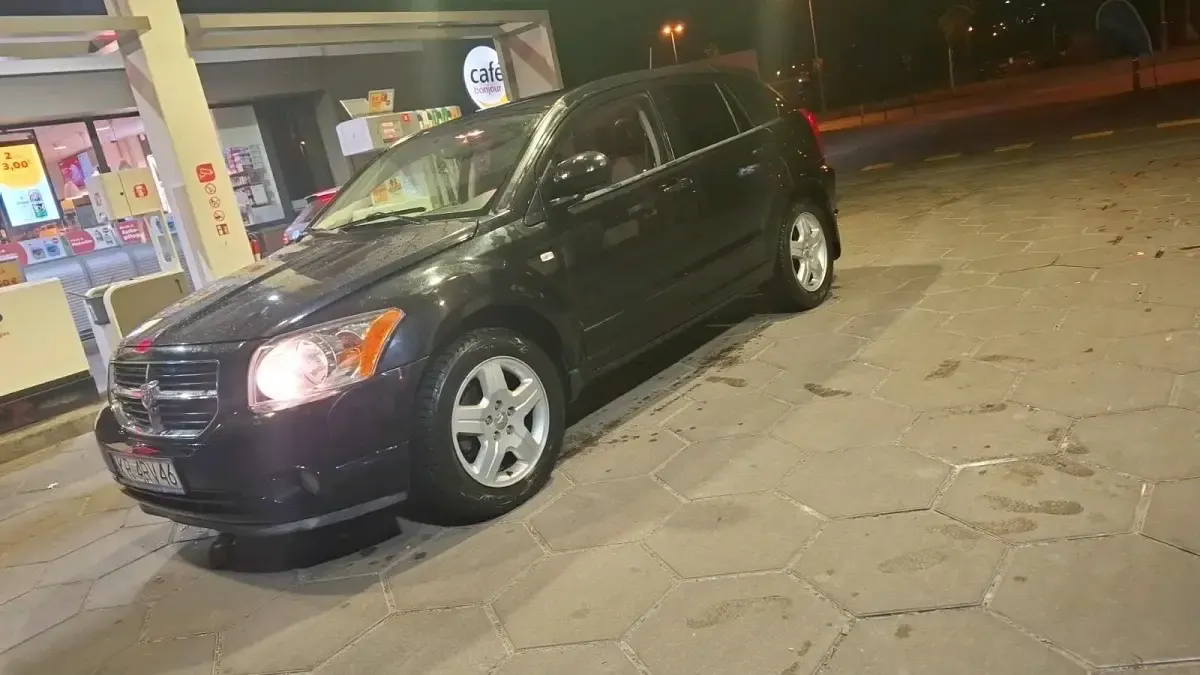 Gebraucht Dodge Caliber 140 PS (102 kW) 2009 Schwarz Kleinwagen