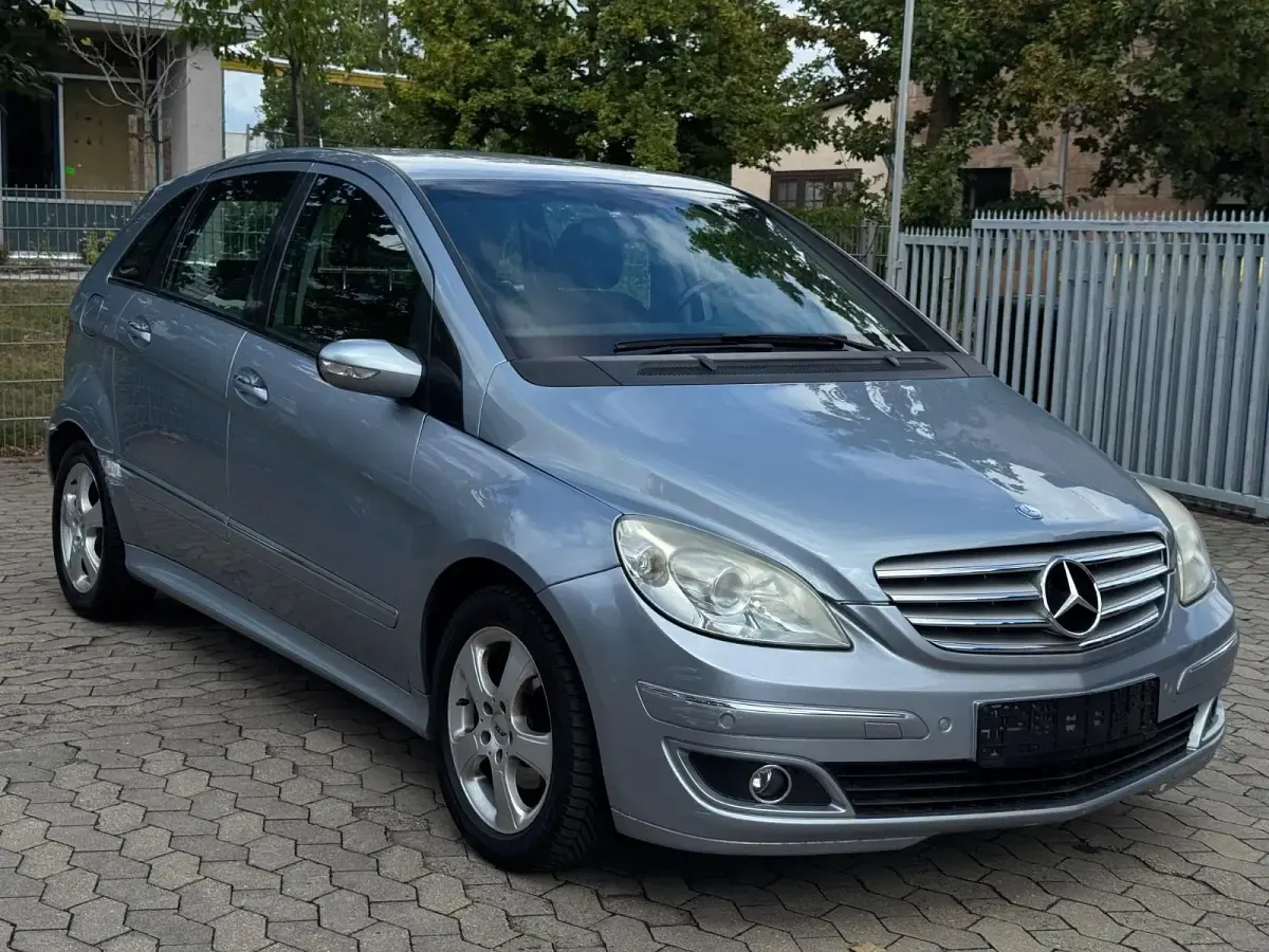 Gebraucht Mercedes B170 116 PS (85 kW) 2007 Blau Van / Kleinbus