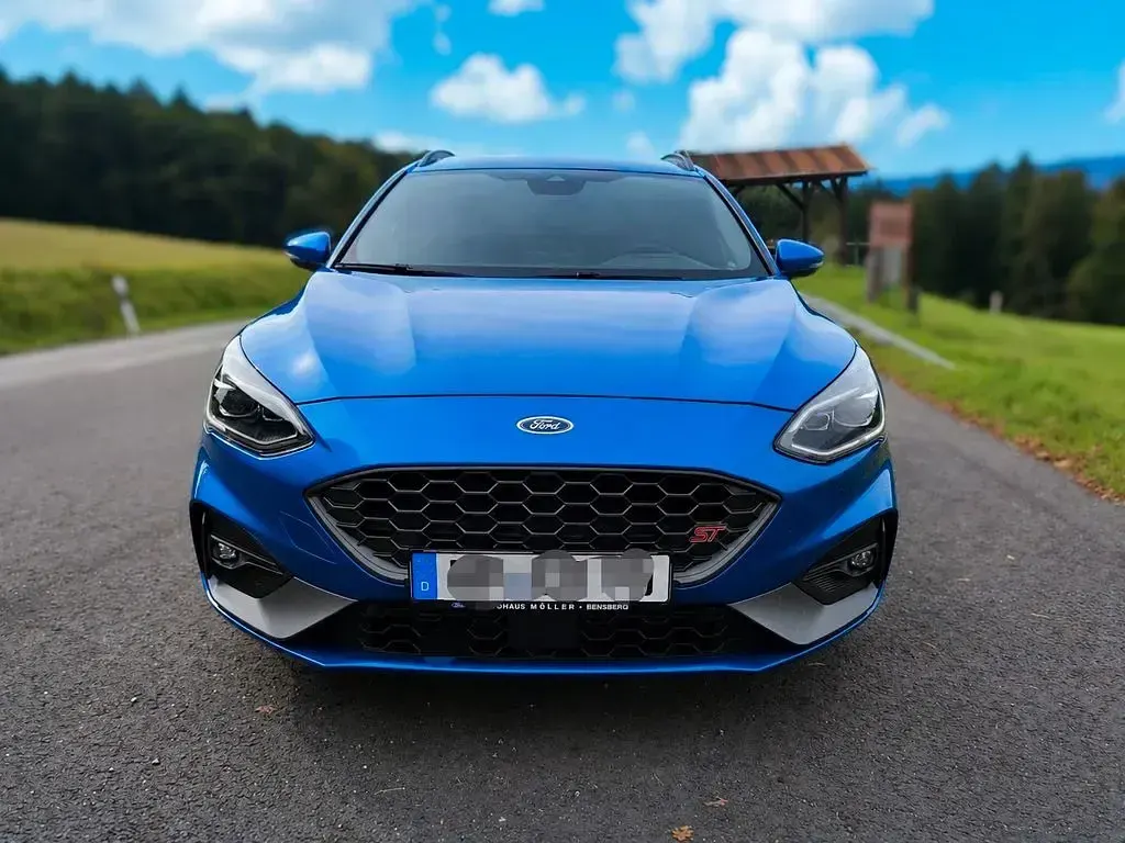 Gebraucht Ford Focus ST 280 PS (205 kW) 2022 Blau Limousine