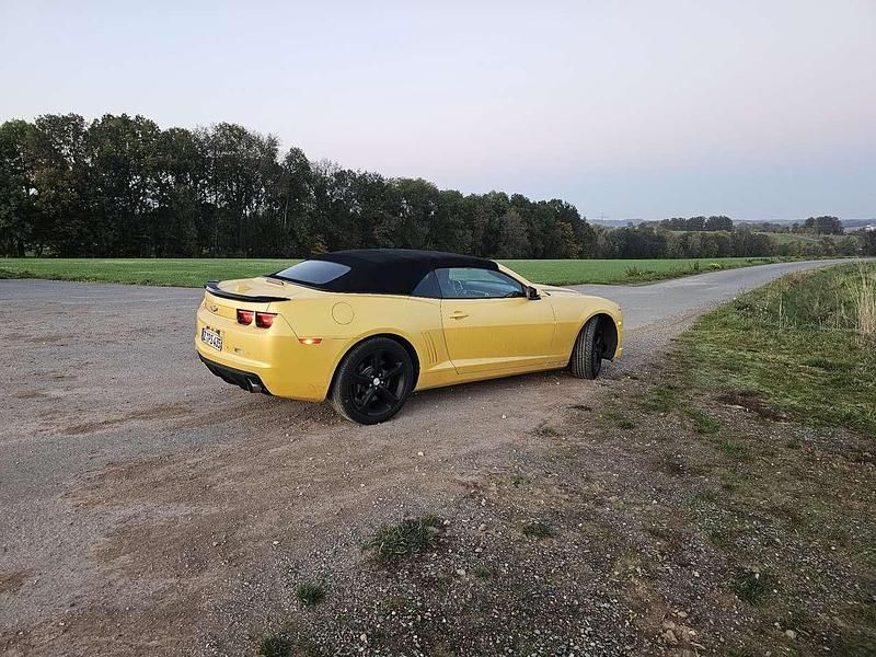 Gebraucht Chevrolet Camaro 405 PS (297 kW) 2013 Gelb Cabrio