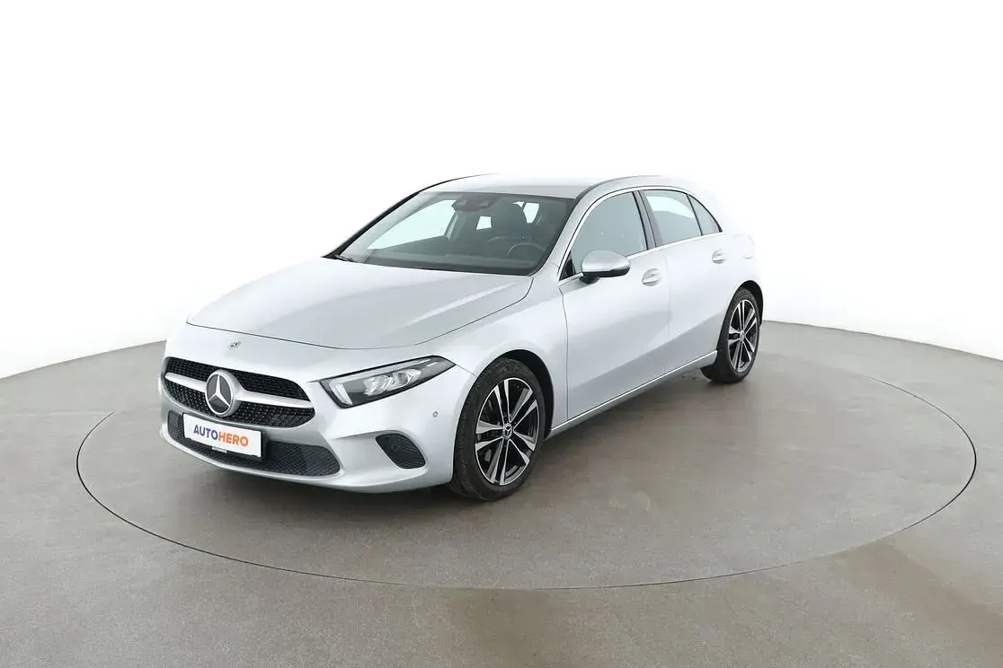 Gebraucht Mercedes A200 AMG Edition 1 163 PS (119 kW) 2020 Limousine