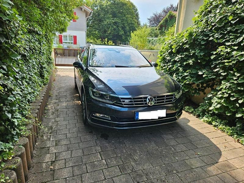 Gebraucht VW Passat Highline 150 PS (110 kW) 2018 Grau Kombi