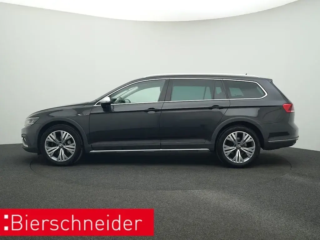 Gebraucht VW Passat Alltrack 200 PS (147 kW) 2023 Grau Kombi