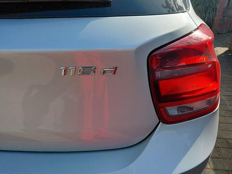 Gebraucht BMW 116 Sport Line 116 PS (85 kW) 2012 Silber Kleinwagen