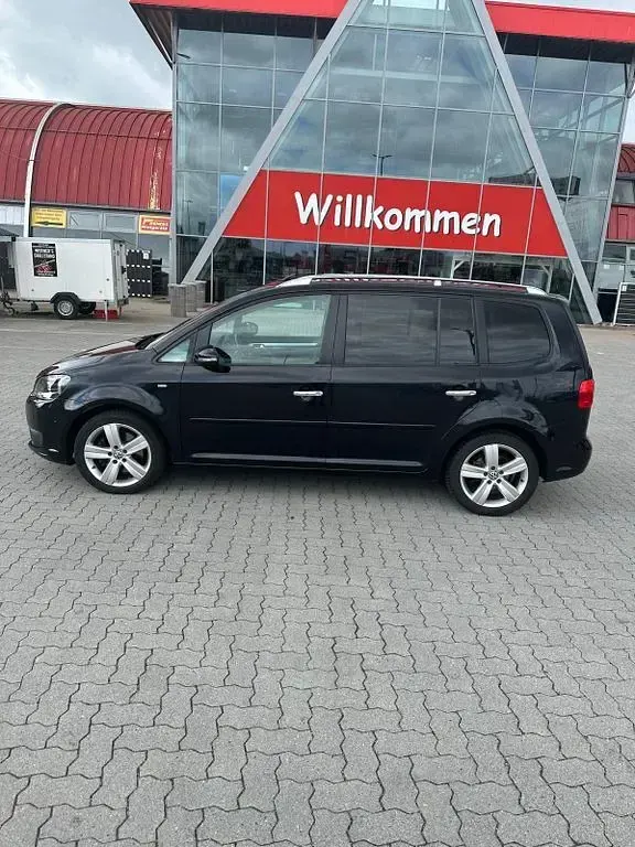 Gebraucht VW Touran 140 PS (102 kW) 2015 Schwarz Van / Kleinbus