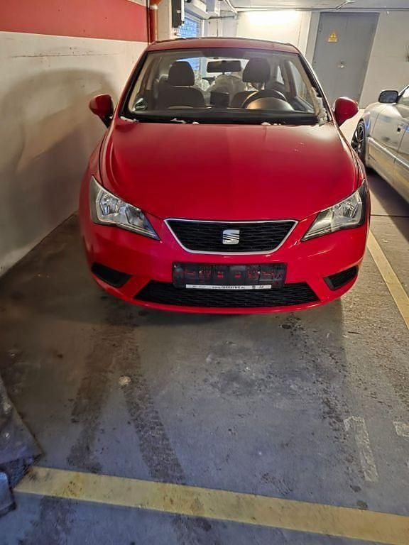Rot Gebraucht 2014 Seat Ibiza SC Kleinwagen | 4.750 € (Guter Preis) - Bild 1/4