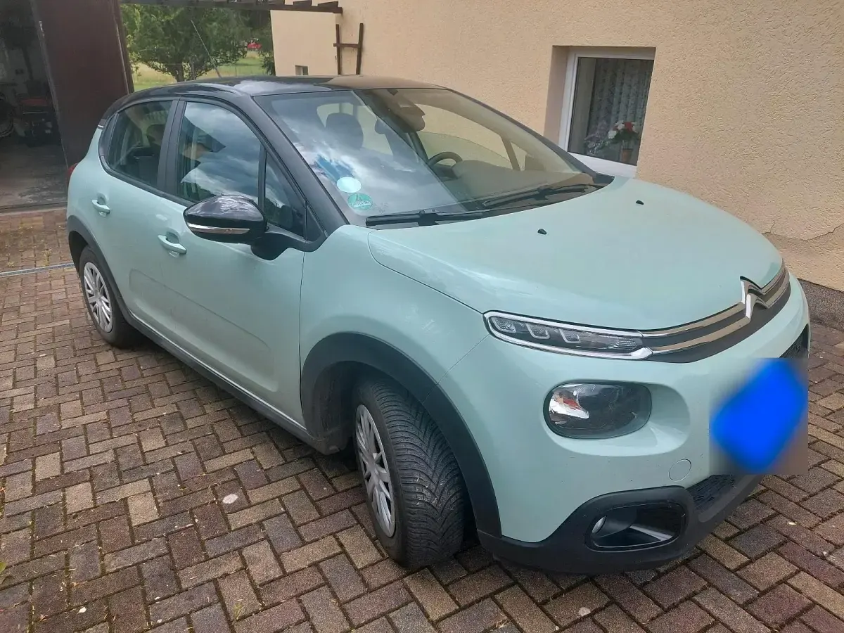 Gebraucht Citroën C3 82 PS (60 kW) 2016 Grün Limousine