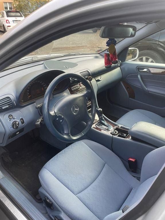 Gebraucht Mercedes C180 Elegance 129 PS (94 kW) 2000 Silber Limousine