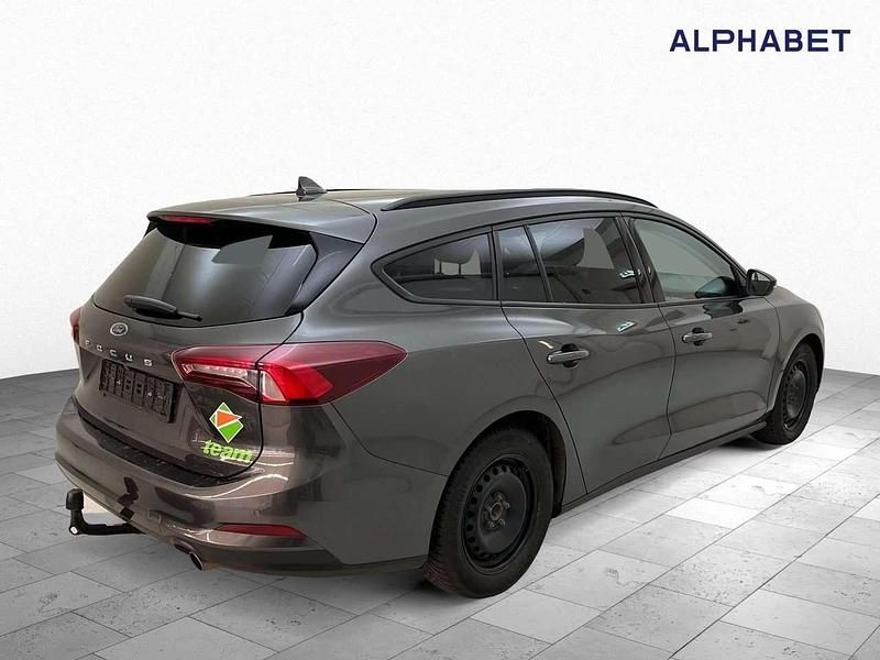 Gebraucht Ford Focus Cool & Connect 120 PS (88 kW) 2022 Magnetic metallic (metallic) Kombi