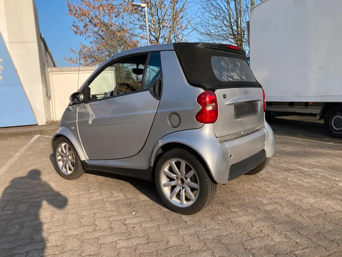 Usata Smart ForTwo Cabrio 61 CV (44 kW) 2004 Argento Cabrio