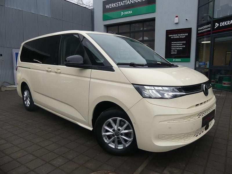 Gebraucht VW Multivan Life 150 PS (110 kW) 2025 Beige Van