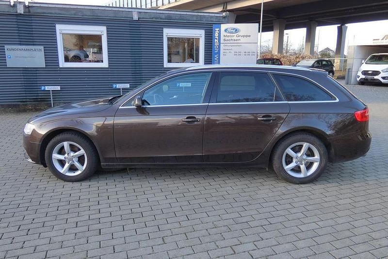 Gebraucht Audi A4 Ambiente 170 PS (125 kW) 2013 Teakbraun metallic Kombi
