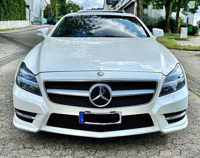 Weiß Gebraucht 2014 Mercedes CLS350 Coupé | 21.990 € (Fairer Preis) - Bild 1/4
