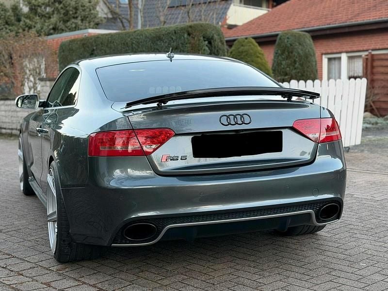 Grau Gebraucht 2011 Audi RS5 Coupé | 17.900 € (Superpreis) - Bild 1/4