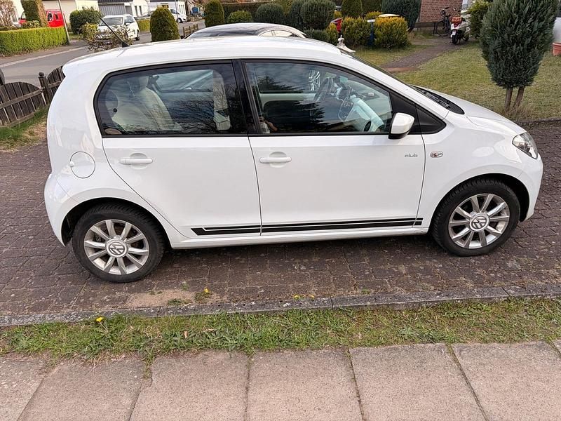 Usata VW up! 60 CV (44 kW) 2015 Bianco Utilitaria