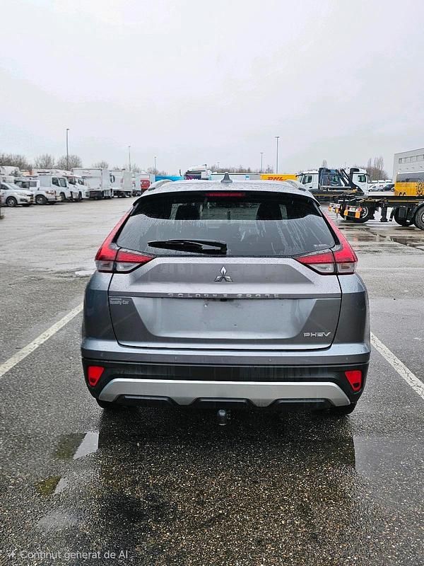 Gebraucht Mitsubishi Eclipse Cross 188 PS (138 kW) 2022 Silber SUV