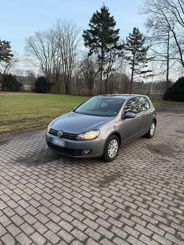 Gebraucht VW Golf VI 105 PS (77 kW) 2009 Grau Kleinwagen