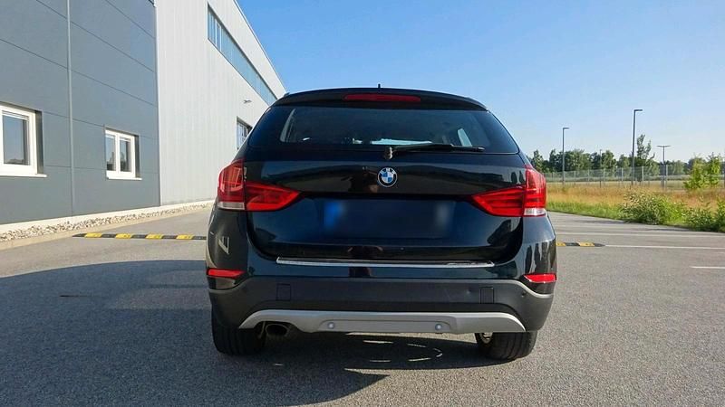 Second-hand BMW X1 143 CP (105 kW) 2014 Negru SUV