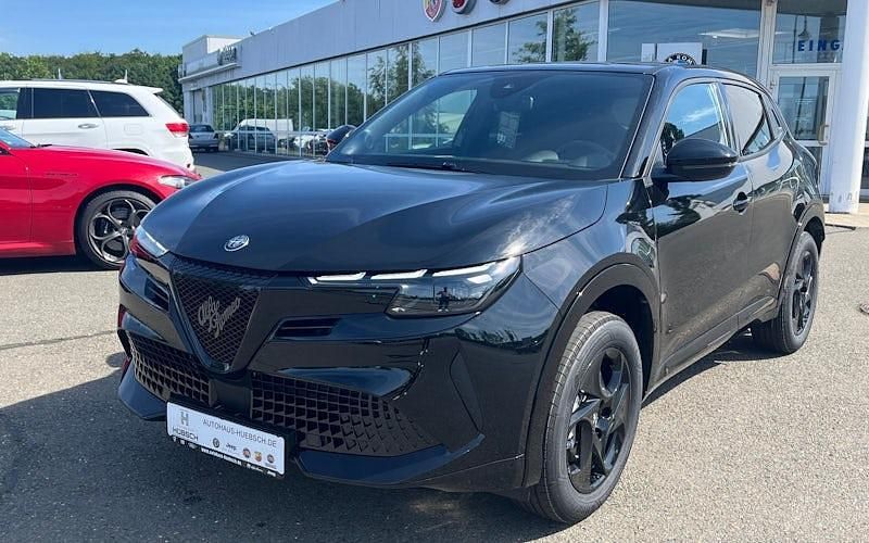 Schwarz Neu 2025 Alfa Romeo GT Junior SUV | 28.990 € (Superpreis) - Bild 1/4
