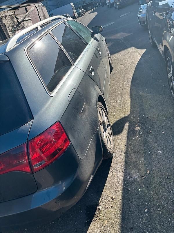 Gebraucht Audi A4 140 PS (102 kW) 2006 Grau Kombi