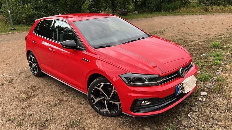 Rot Gebraucht 2018 VW Polo Beats Kleinwagen | 15.000 € (Teuer) - Bild 1/4