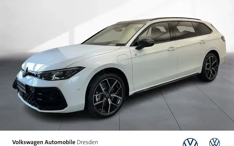 Neu VW Passat R-line 272 PS (200 kW) 2026 Weiß Kombi