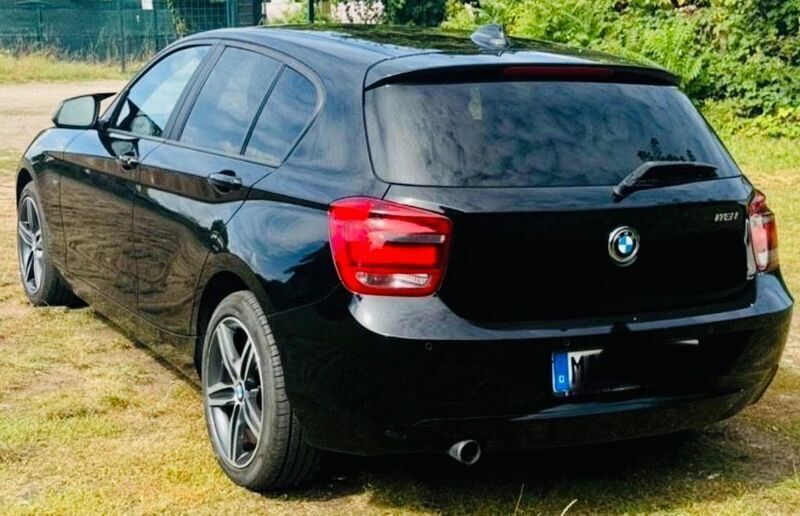 Schwarz Gebraucht 2014 BMW 116 Sport Line Kleinwagen | 7.450 € (Guter Preis) - Bild 1/4