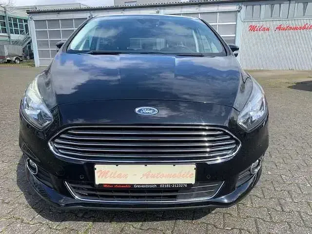 Gebraucht Ford S-MAX Titanium 160 PS (117 kW) 2016 Iridiumschwarz metallic Van / Kleinbus